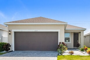 11857 Brighton Knoll Loop in Riverview, FL - Building Photo