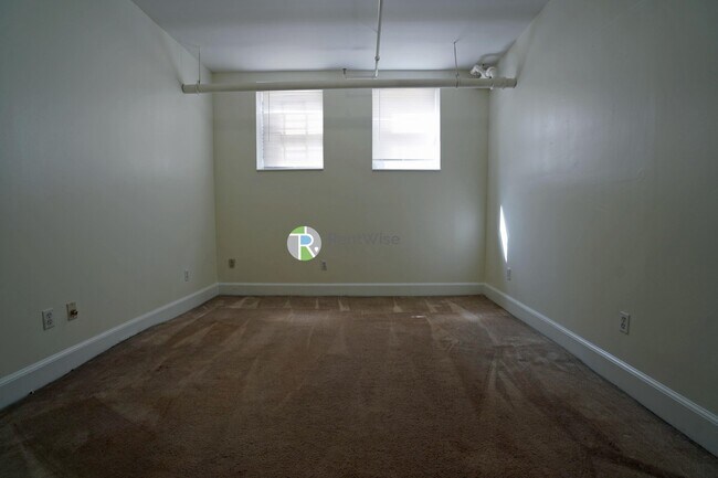 14 Orkney Rd, Unit A in Boston, MA - Building Photo - Building Photo