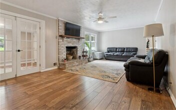 3925 Chicamauga Dr in Kennesaw, GA - Building Photo - Building Photo