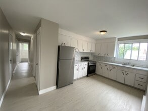 46 Terris Ave in Moncton, NB - Building Photo - Building Photo