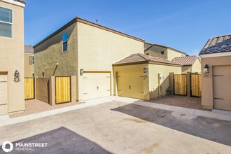 3933 S 82nd Dr in Phoenix, AZ - Building Photo - Building Photo