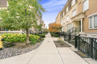 1109 E Liberty St in Toronto, ON - Building Photo - Building Photo