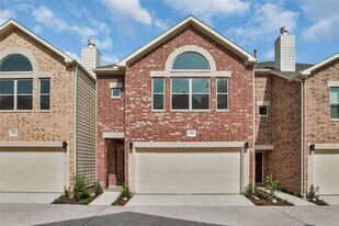 11508 Main Cypress Dr in Houston, TX - Building Photo