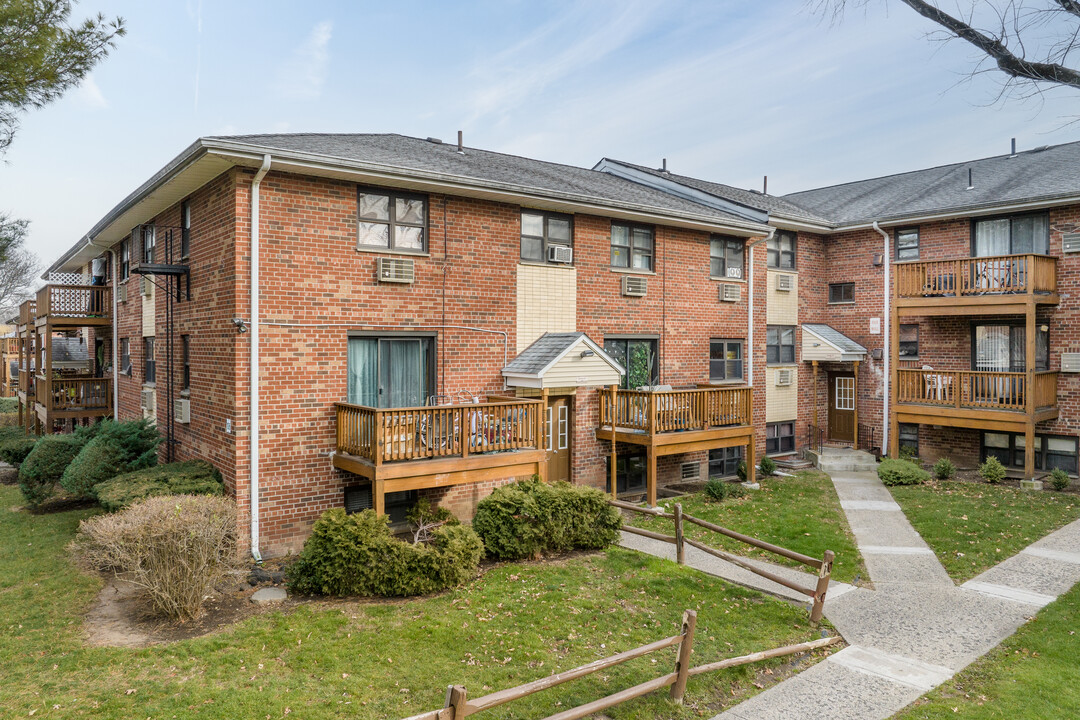 Park Towers Cooperative in Spring Valley, NY - Building Photo