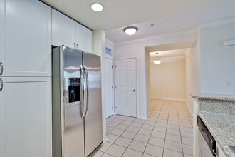 3901 Lick Mill Blvd in Santa Clara, CA - Building Photo - Building Photo