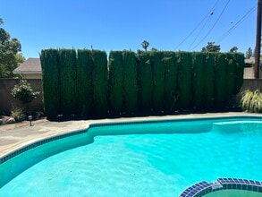 1075 Leonard Ave in Pasadena, CA - Building Photo - Building Photo