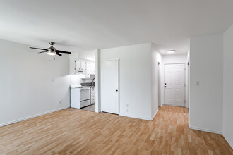 Veteran Apartments in Los Angeles, CA - Building Photo - Interior Photo