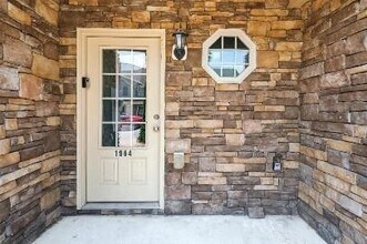 1984 Old Dogwood in Jonesboro, GA - Building Photo - Building Photo