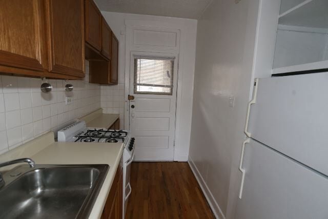 629 W Cornelia in Chicago, IL - Building Photo - Building Photo