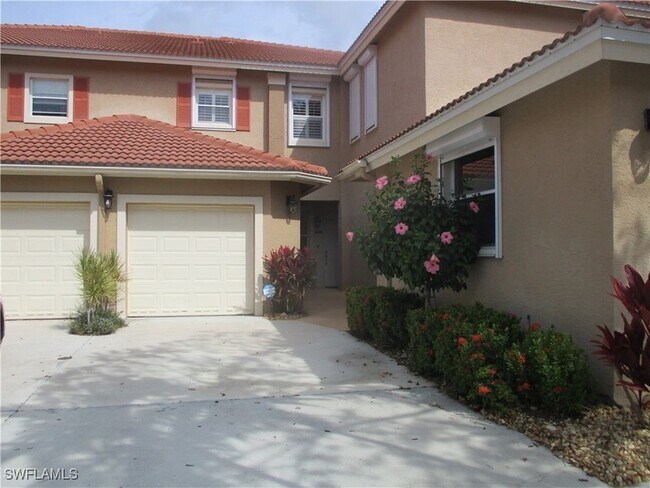 2605 Marshcreek Ln, Unit 102 in Naples, FL - Building Photo - Building Photo
