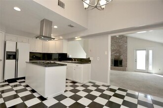 4243 Yupon Ridge Dr in Houston, TX - Building Photo - Building Photo