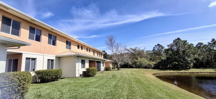 2584 Stockbridge Square SW in Vero Beach, FL - Building Photo - Building Photo