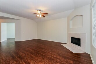 8540 Charleston Ave in Fort Worth, TX - Building Photo - Building Photo