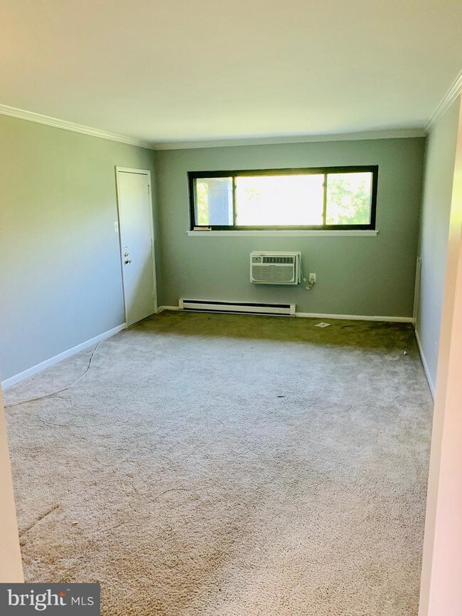118 E Moreland Ave-Unit -3B in Hatboro, PA - Building Photo - Building Photo