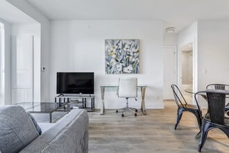 6 Adra Grado Way in Toronto, ON - Building Photo - Building Photo