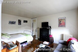 10 Agassiz St, Unit #31 in Cambridge, MA - Building Photo