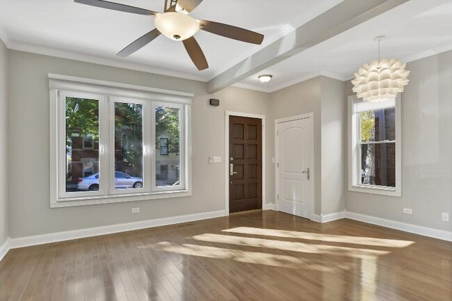 2220 W Charleston St in Chicago, IL - Building Photo - Building Photo
