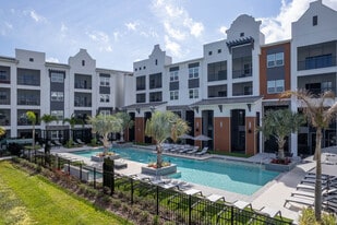 The Edison Daytona in Daytona Beach, FL - Building Photo