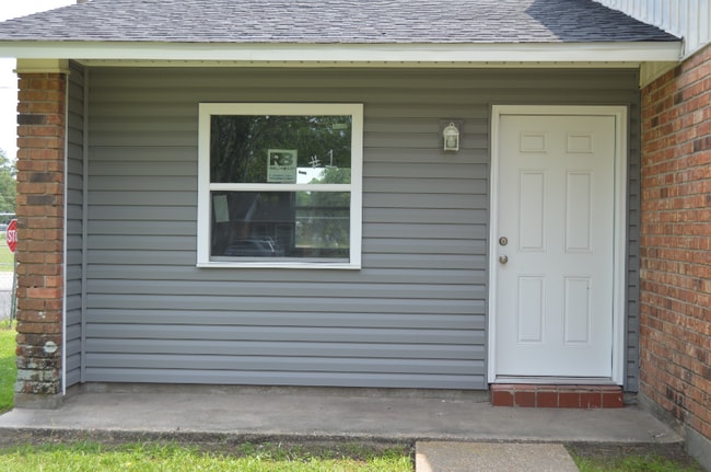 219 Leon St, Unit 20 in Broussard, LA - Building Photo - Building Photo