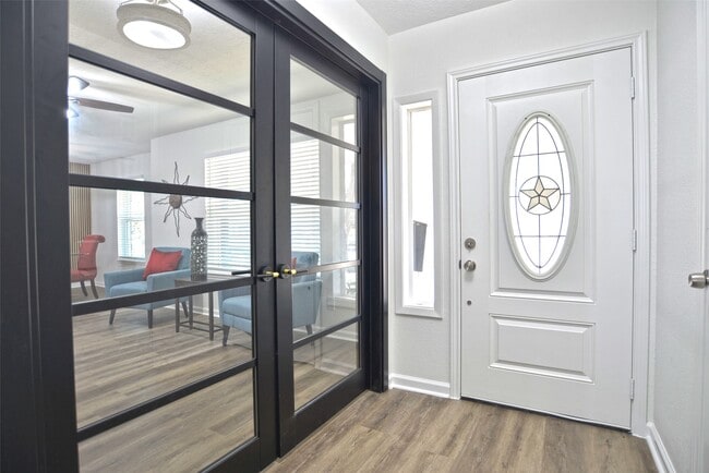 15322 Torry Pines Rd