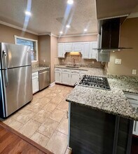 3073 Sorbonne Dr in Marrero, LA - Building Photo - Building Photo