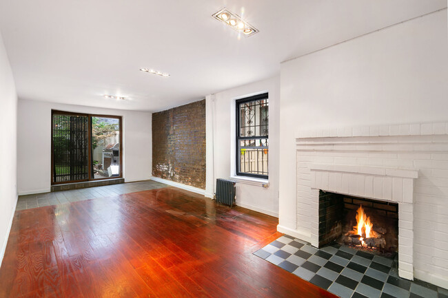 54 Jane Street in New York, NY - Building Photo - Interior Photo