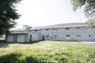 7046 US-36 in Avon, IN - Building Photo - Building Photo
