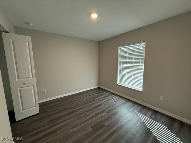 605 NW 25th St in Cape Coral, FL - Building Photo - Building Photo