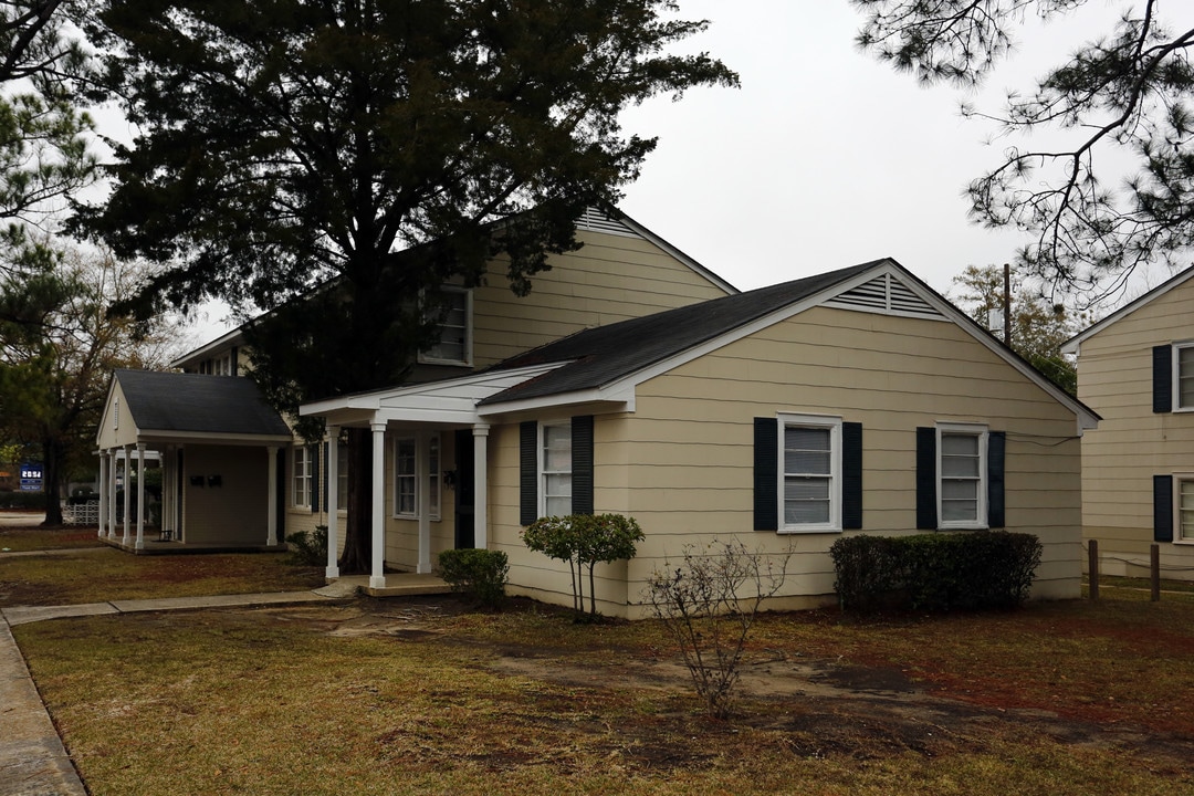 Briarwood Apartments in Mobile, AL - Building Photo