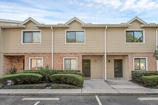 232 Sandlewood Trail in Winter Park, FL - Building Photo