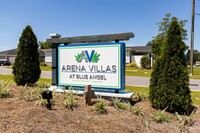 Arena Villas at Blue Angel in Pensacola, FL - Foto de edificio - Building Photo