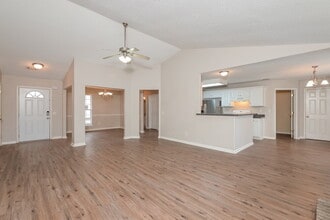 75 Pinkston Farm Rd in Winder, GA - Foto de edificio - Building Photo