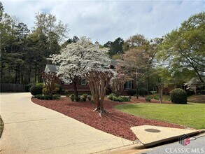 140 Yorkshire Rd in Bogart, GA - Building Photo - Building Photo