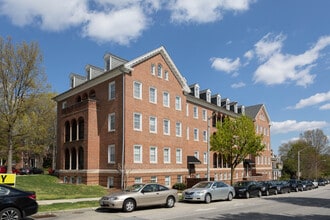 Ardmore Arms Apartments in Baltimore, MD - Building Photo - Primary Photo