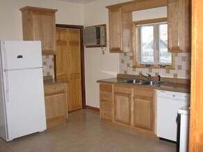 384 Medford St in Malden, MA - Building Photo - Building Photo