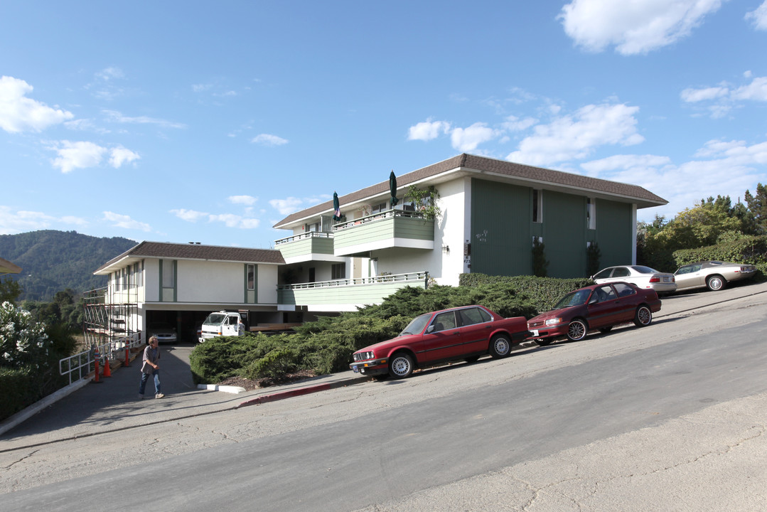 475 S Eliseo Dr in Greenbrae, CA - Building Photo