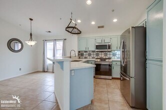 164 River Rock Ct in Santee, CA - Building Photo - Building Photo