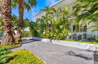 1125 9th St-Unit -3 in Miami Beach, FL - Building Photo - Building Photo