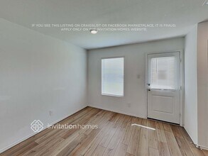 10648 Sewell Cir in Dallas, TX - Building Photo - Building Photo