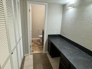 1500 Gay Rd, Unit 1D in Winter Park, FL - Foto de edificio - Building Photo