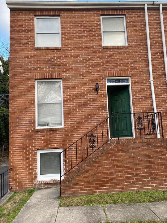 1123 Willinger Ct in Baltimore City, MD - Building Photo
