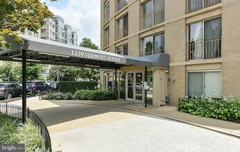 1239 Vermont Ave NW, Unit 904 in Washington, DC - Building Photo - Building Photo