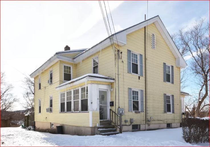 19 Circular Ave, Unit 19 in Pittsfield, MA - Foto de edificio