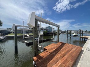 13821 Judy Ave in Hudson, FL - Building Photo - Building Photo