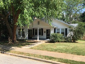 307 Perry St in Raleigh, NC - Building Photo