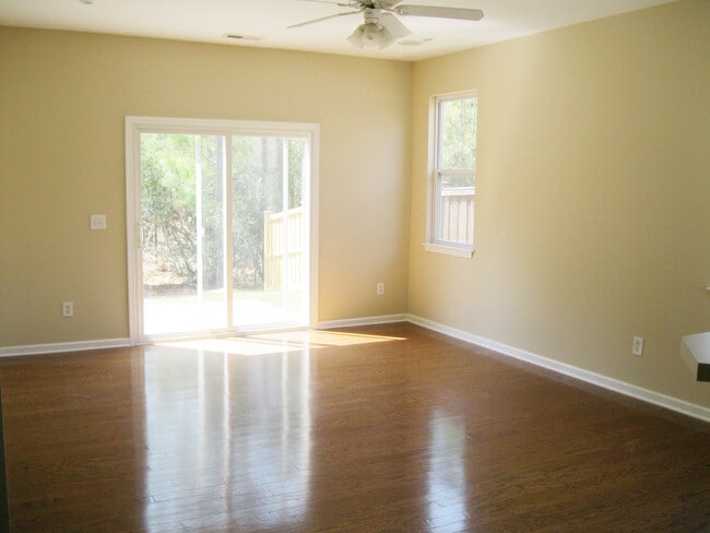 9437 Night Harbor Dr in Leland, NC - Building Photo - Building Photo