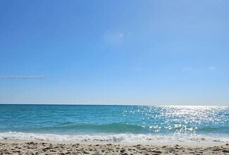 628 N Island Rd in Golden Beach, FL - Building Photo - Building Photo
