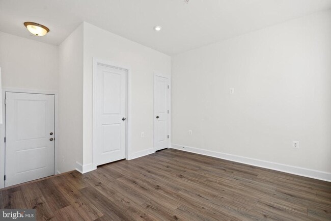 596 Watermans Dr in Woodbridge, VA - Building Photo - Building Photo