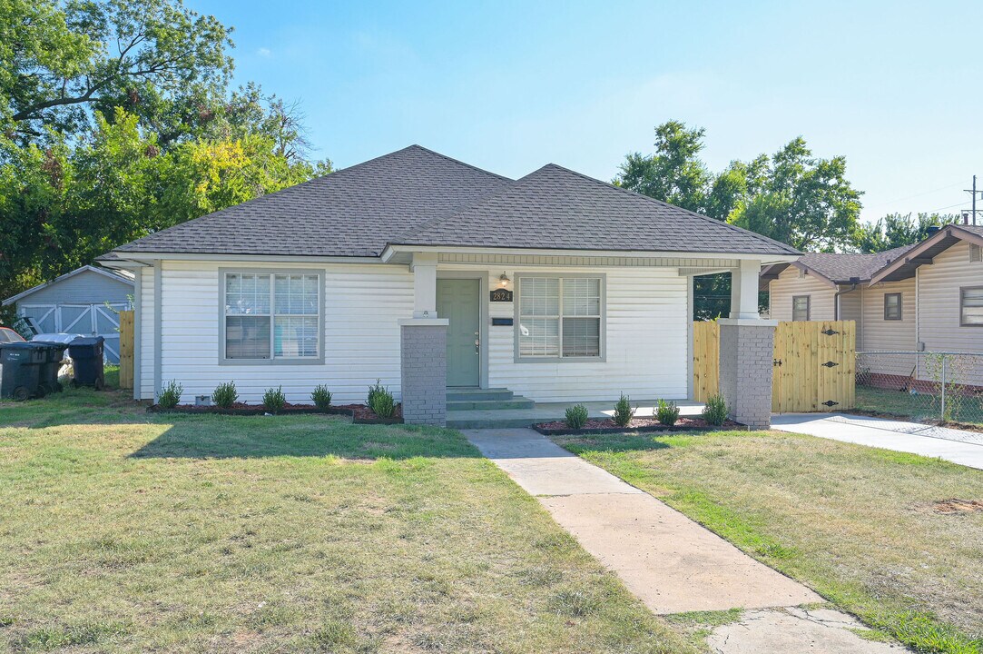 2824 NW 12th St in Oklahoma City, OK - Building Photo