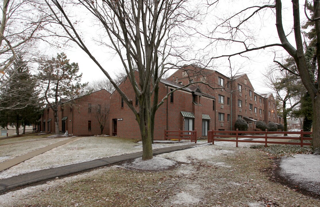 Trinity Lutheran Seminary Apartment in Columbus, OH - Foto de edificio